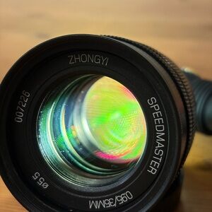 Mitakon Speedmaster 35mm f/0.95 (Fuji x-mount)